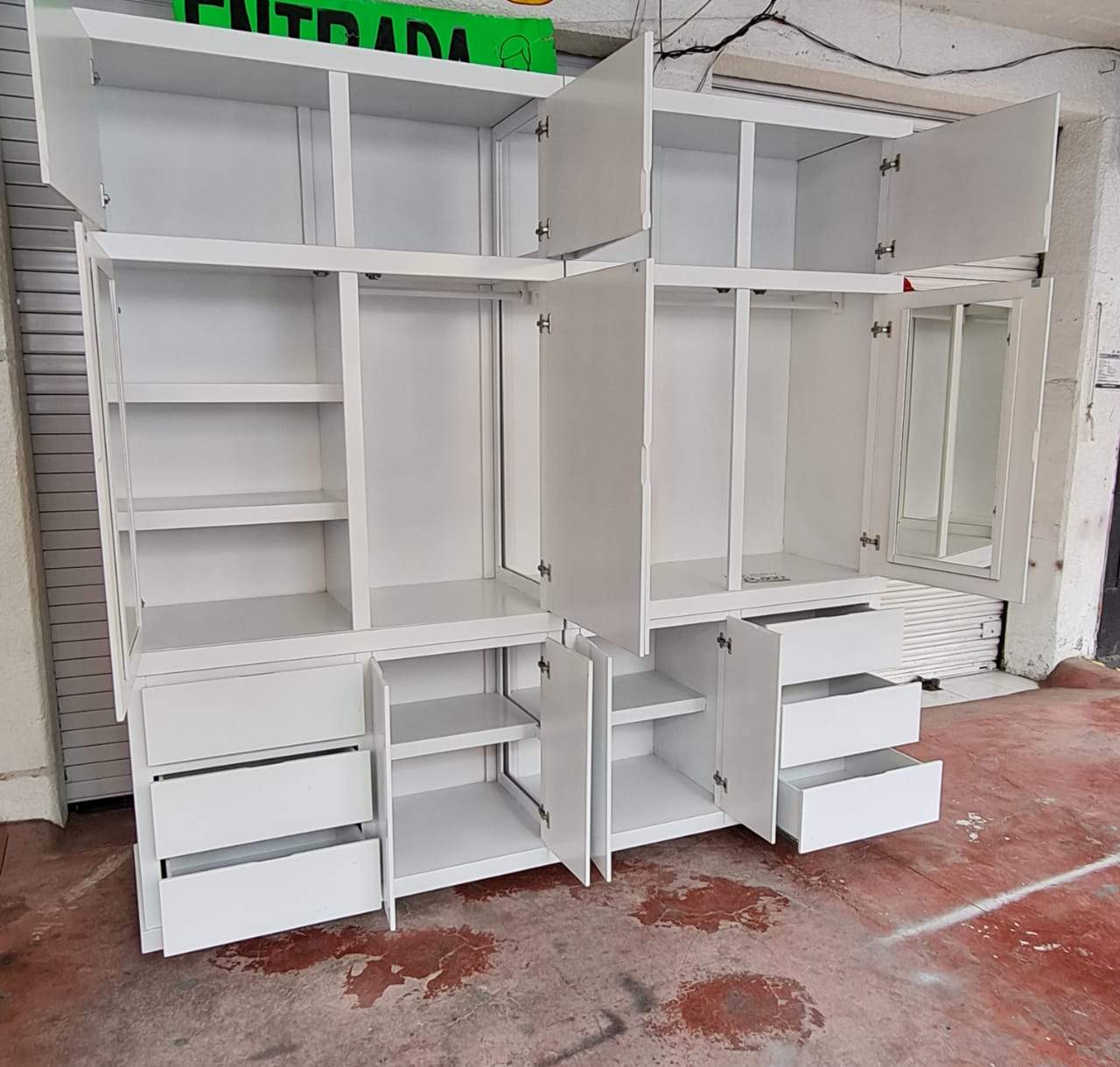 Clóset Moderno 2.40 desmontable - Muebleria Paty