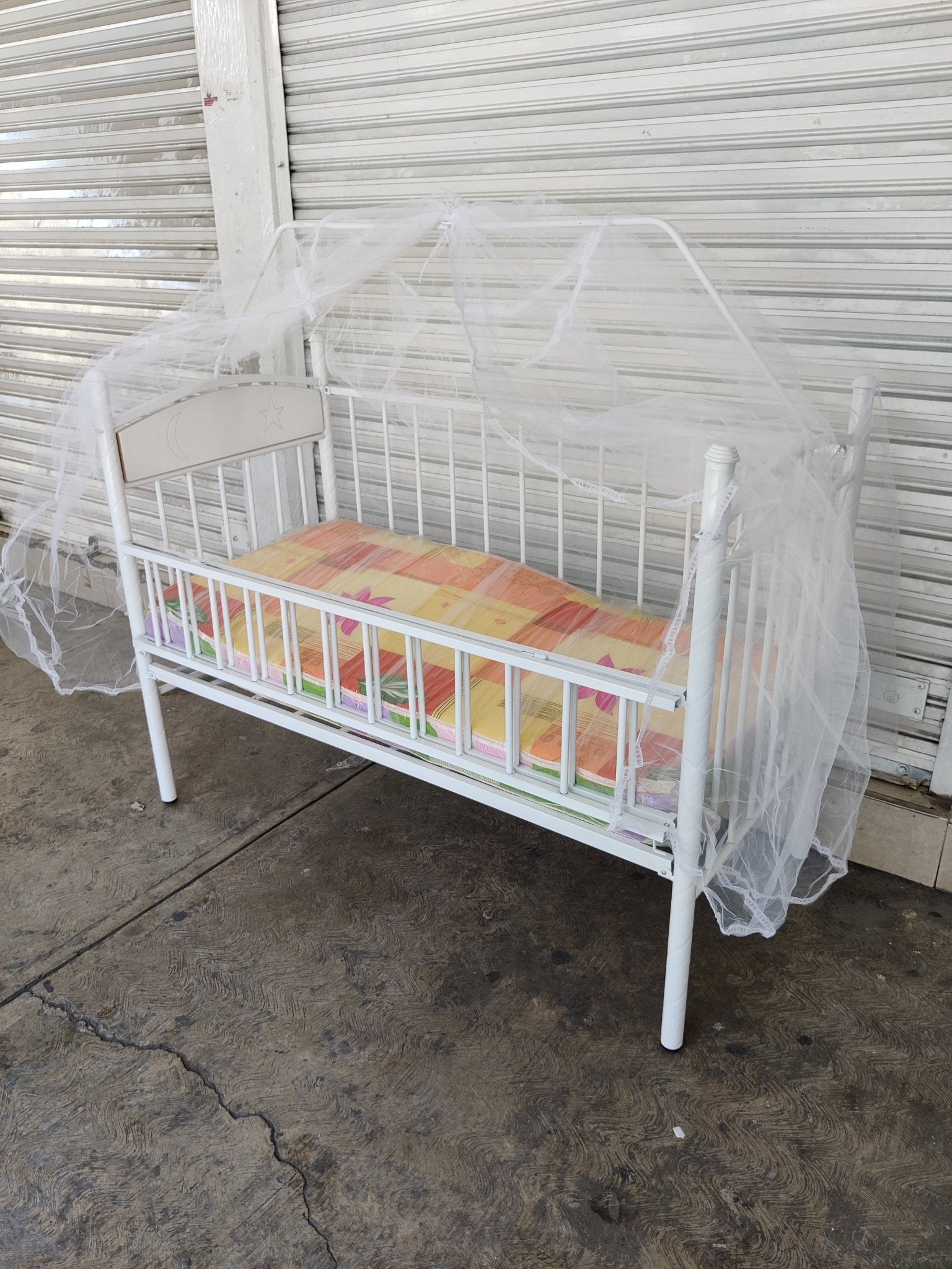 Cuna Pavito metalica - Muebleria Paty