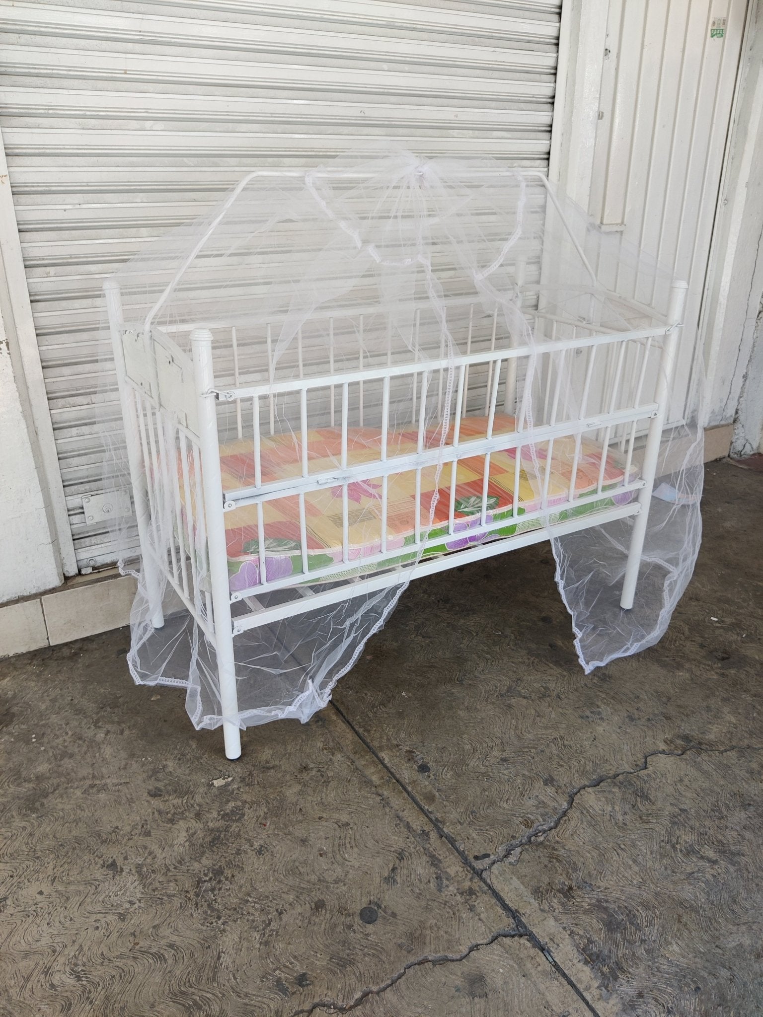 Cuna Pavito metalica - Muebleria Paty