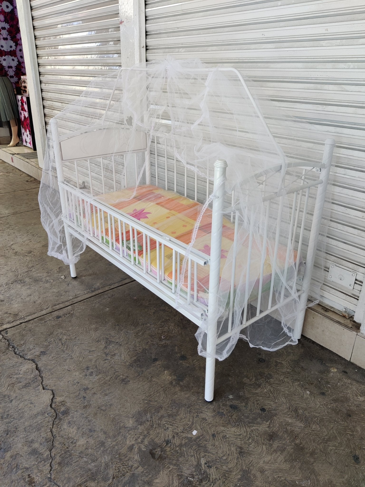 Cuna Pavito metalica - Muebleria Paty