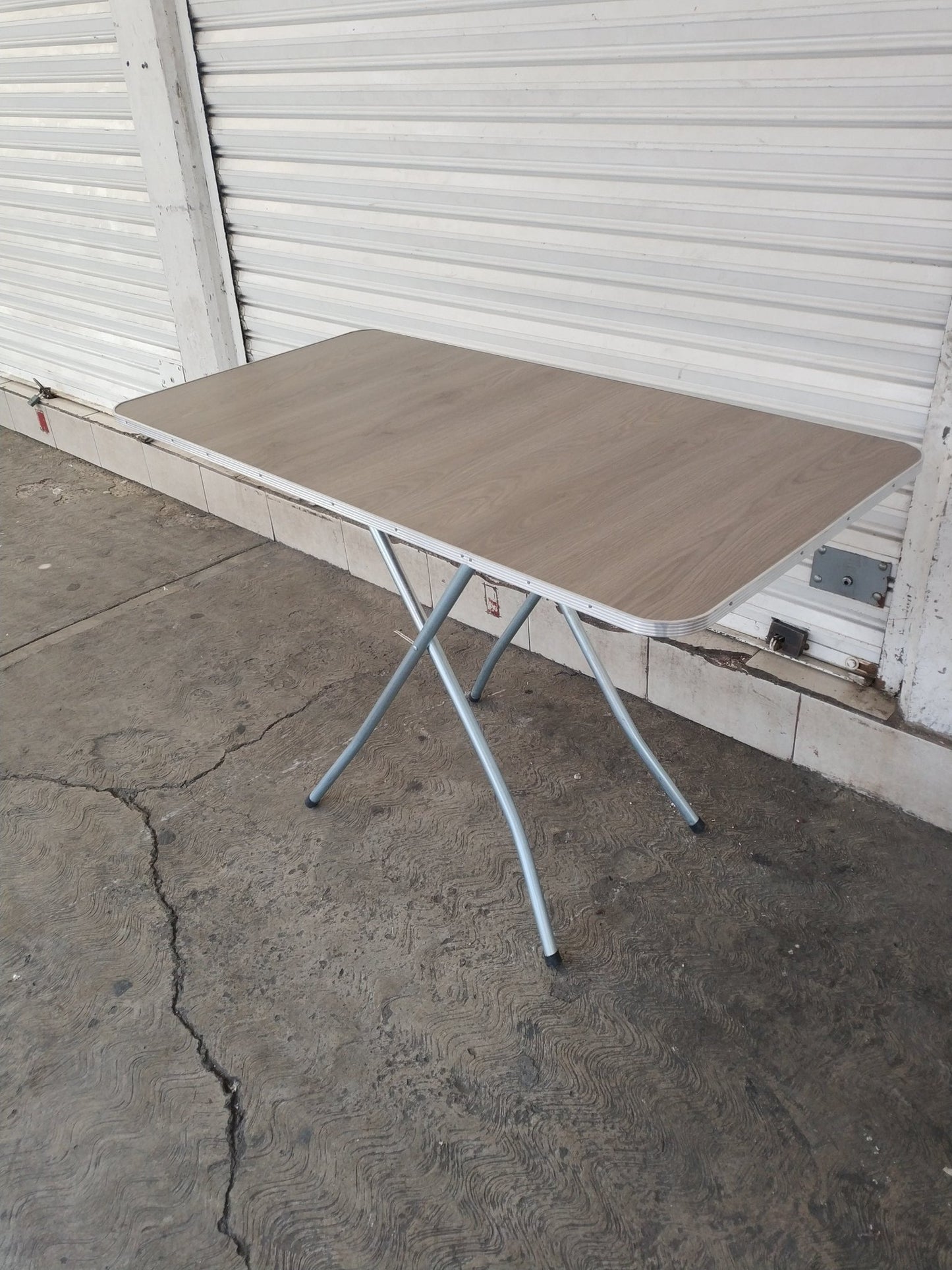 Mesa plegable grande - Muebleria Paty
