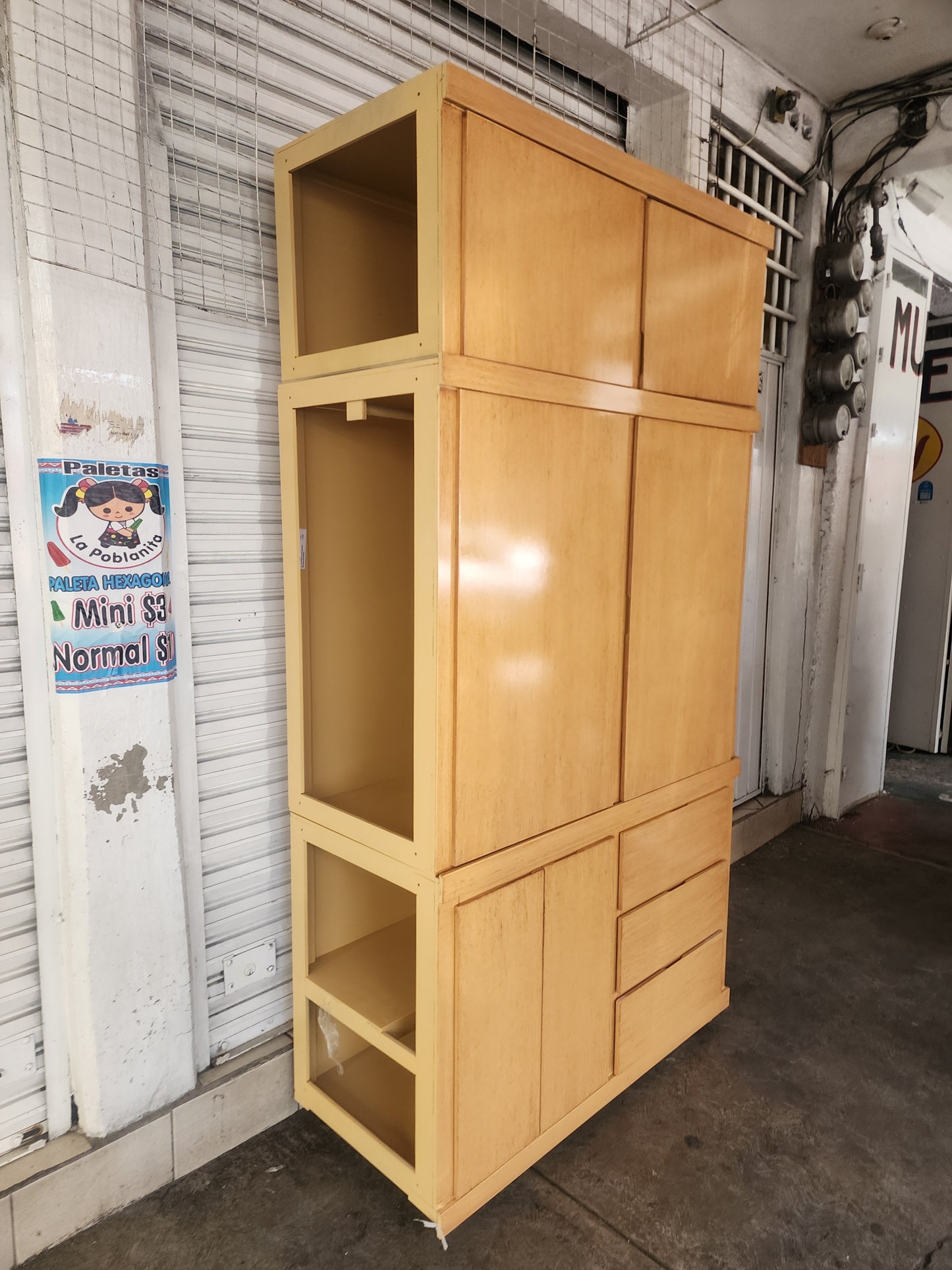 Clóset Moderno 2.40 desmontable - Muebleria Paty