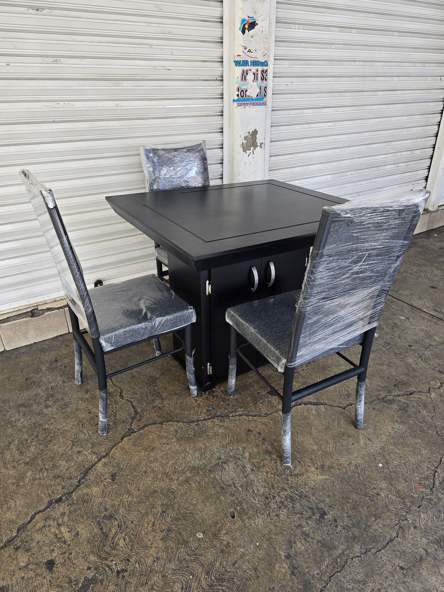 Comedor Lucy con 4 sillas Paris