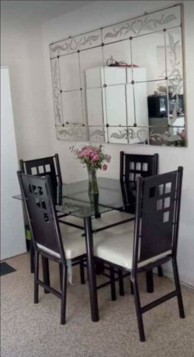 Antecomedor Crystal 4 personas. - Muebleria Paty