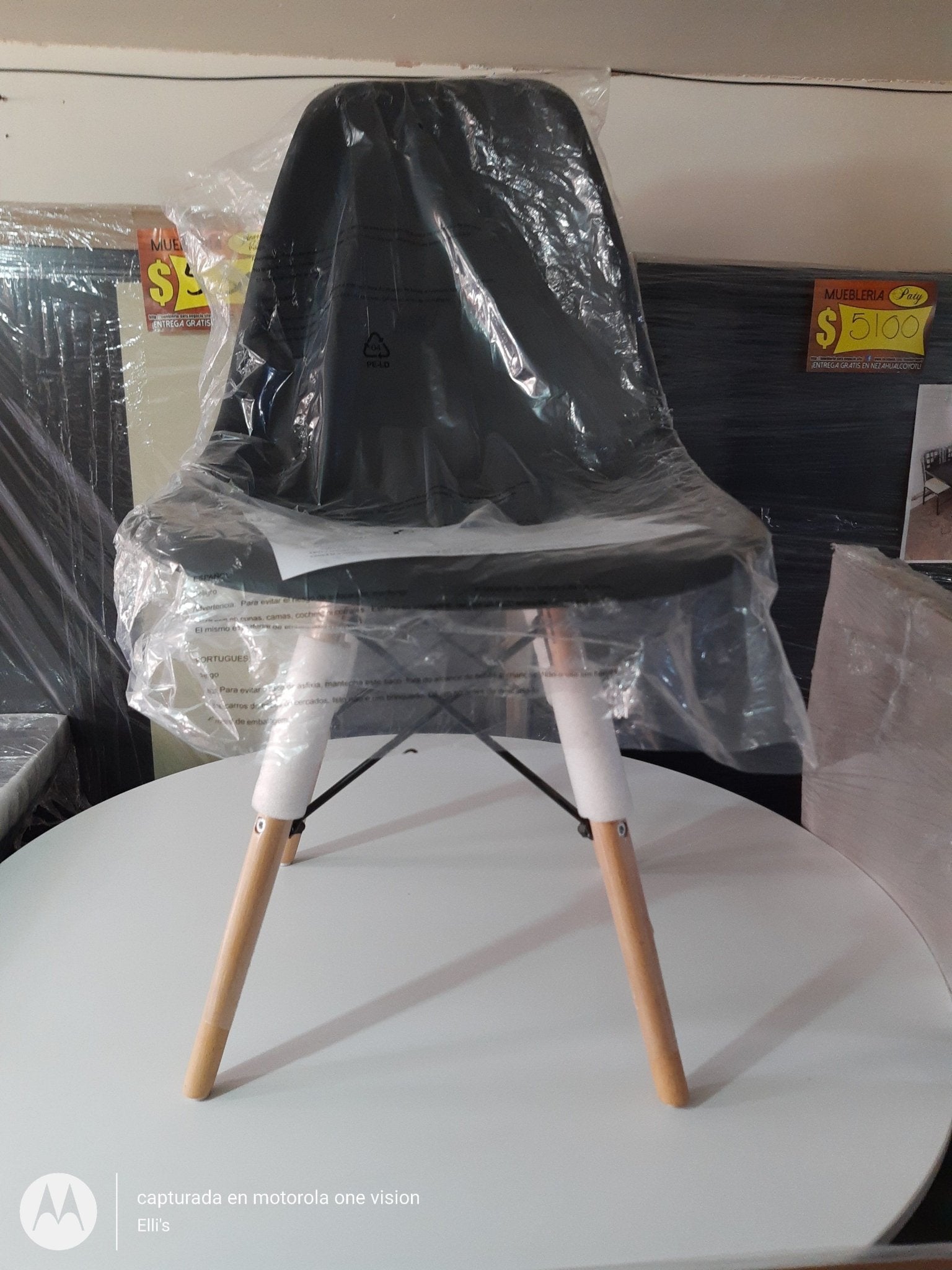 Silla Montreal Eames - Muebleria Paty